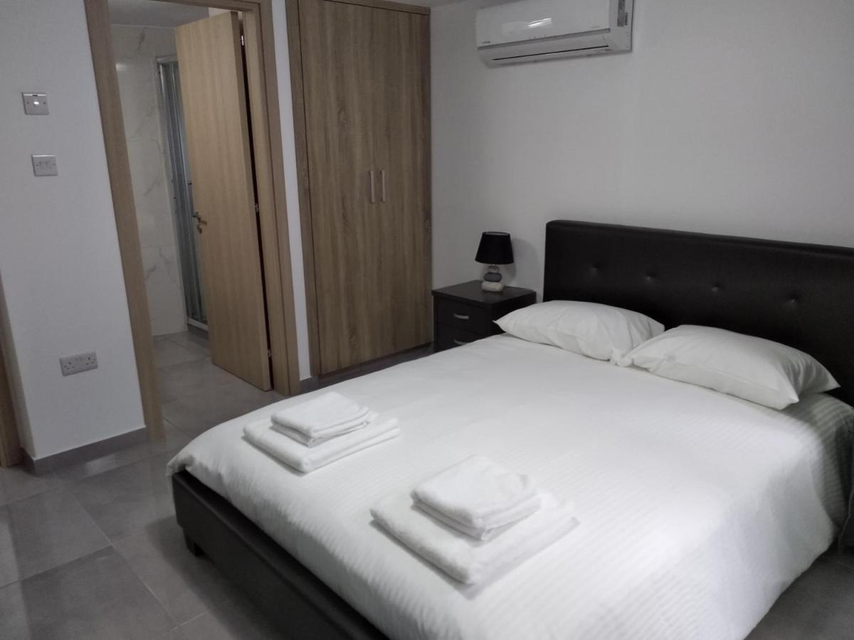 Cozy Place In The Heart Of Harbor Apartment Paphos Exterior foto
