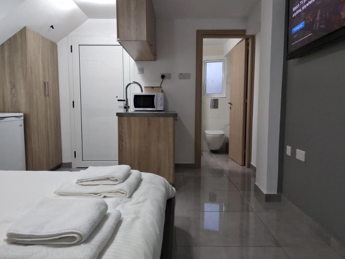 Cozy Place In The Heart Of Harbor Apartment Paphos Exterior foto